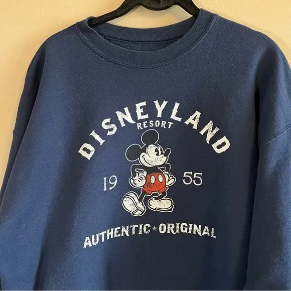 ✨ Disney Disneyland Blue Mickey Mouse Crewneck Sweatshirt Large - Picture 2 of 9